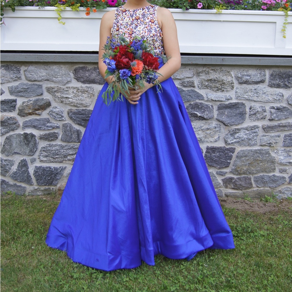 Sequined Sleeveless High Neck 2-Piece Ball Gown
